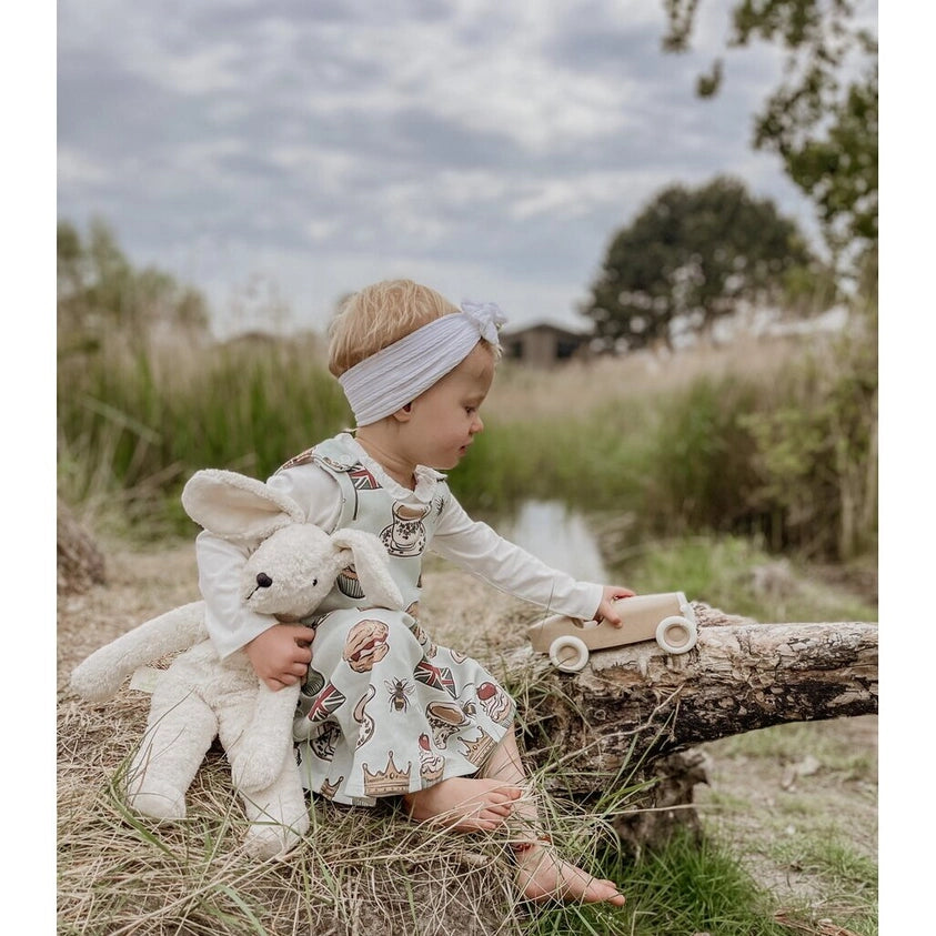 Senger Naturwelt - Organic Floppy Animal - White Rabbit | Large | | Senger Naturwelt | Little Acorn to Mighty Oaks