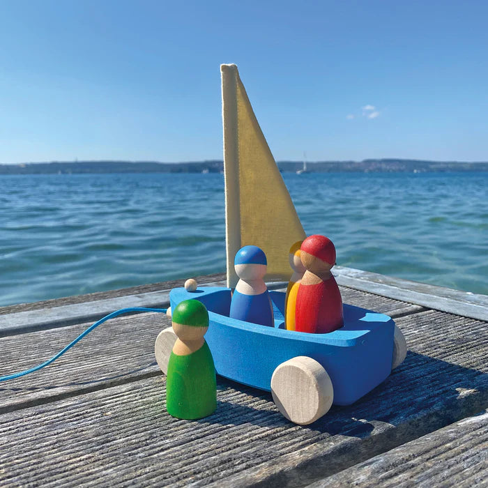 Grimm's Large Land Yacht with Four Sailors | | Grimm's Spiel and Holz | Little Acorn to Mighty Oaks