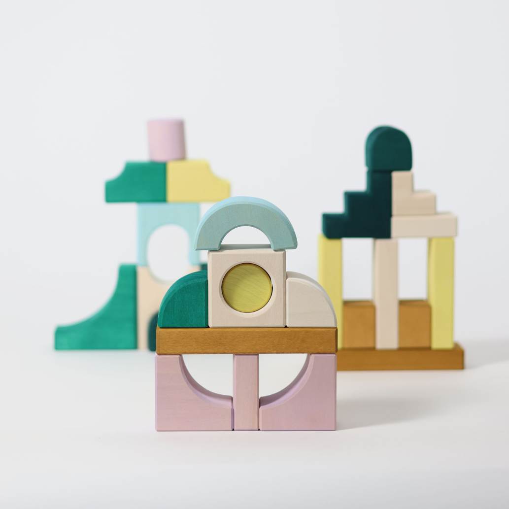 Grimm's Tiny Art Collection - Movement | | Grimm's Spiel and Holz | Little Acorn to Mighty Oaks
