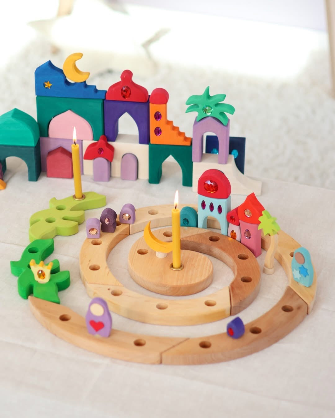 Grimm's Celebration Spiral - 24 Hole Natural | | Grimm's Spiel and Holz | Little Acorn to Mighty Oaks