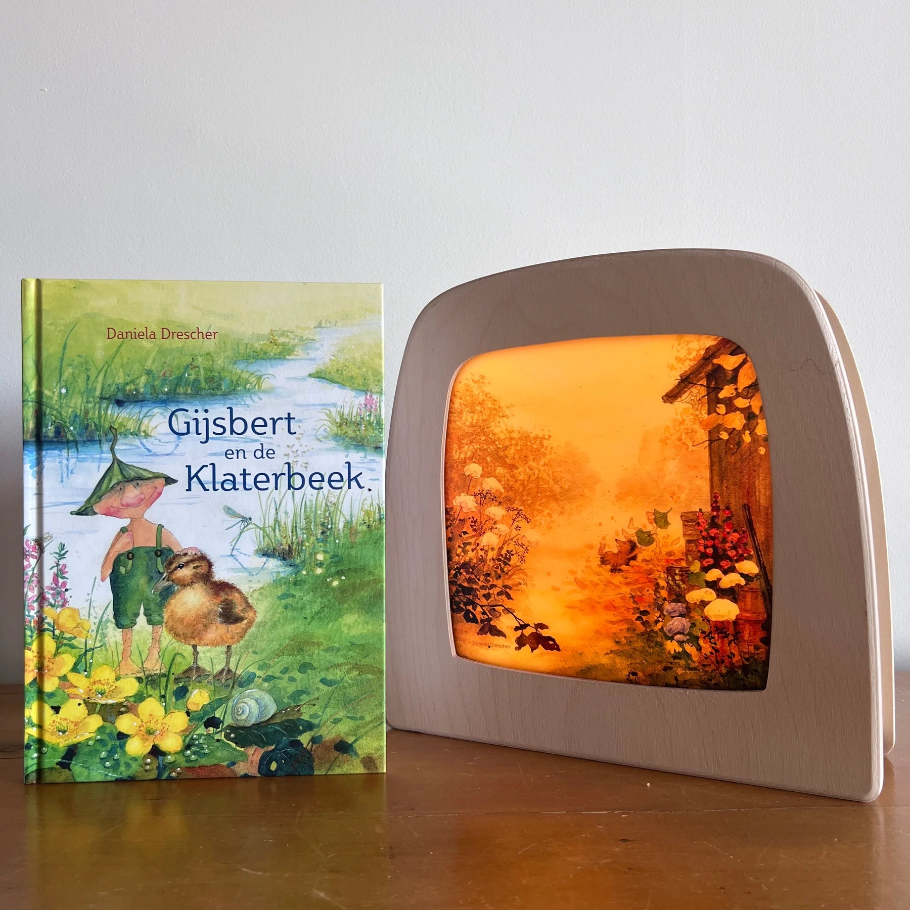 StoryLux - Griswald and the Babbling Brook - 6 Toverlux Silhouettes | Toy | Toverlux | Little Acorn to Mighty Oaks