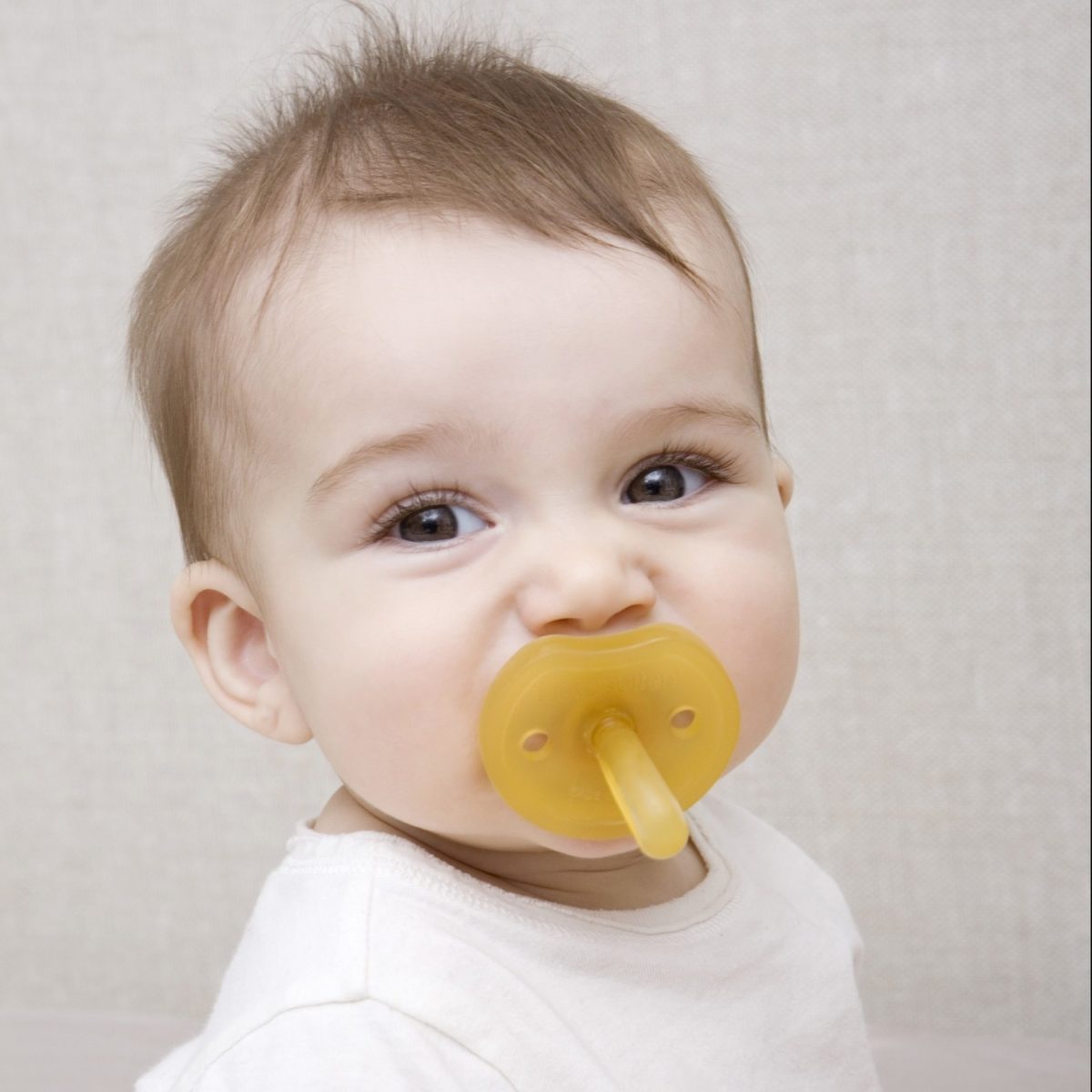 Natursutten Orthodontic Butterfly Pacifier - Small 0-6 months | | Natursutten | Little Acorn to Mighty Oaks