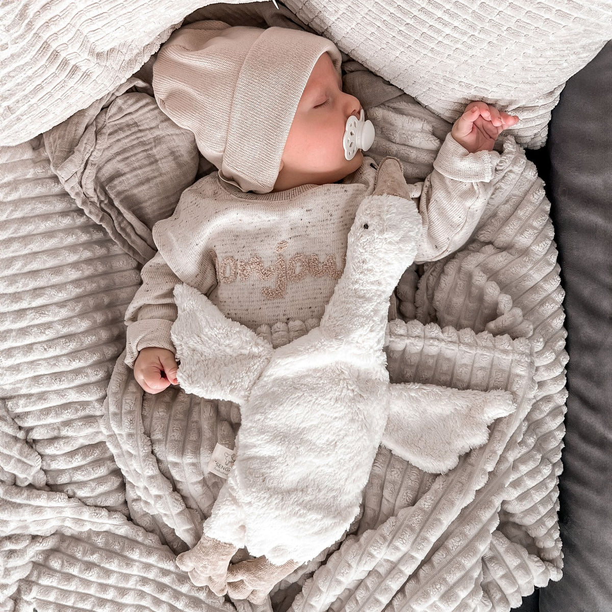Senger Naturwelt - Organic Cuddly Animal - White Goose | Small | | Senger Naturwelt | Little Acorn to Mighty Oaks