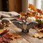 Holztiger Bat