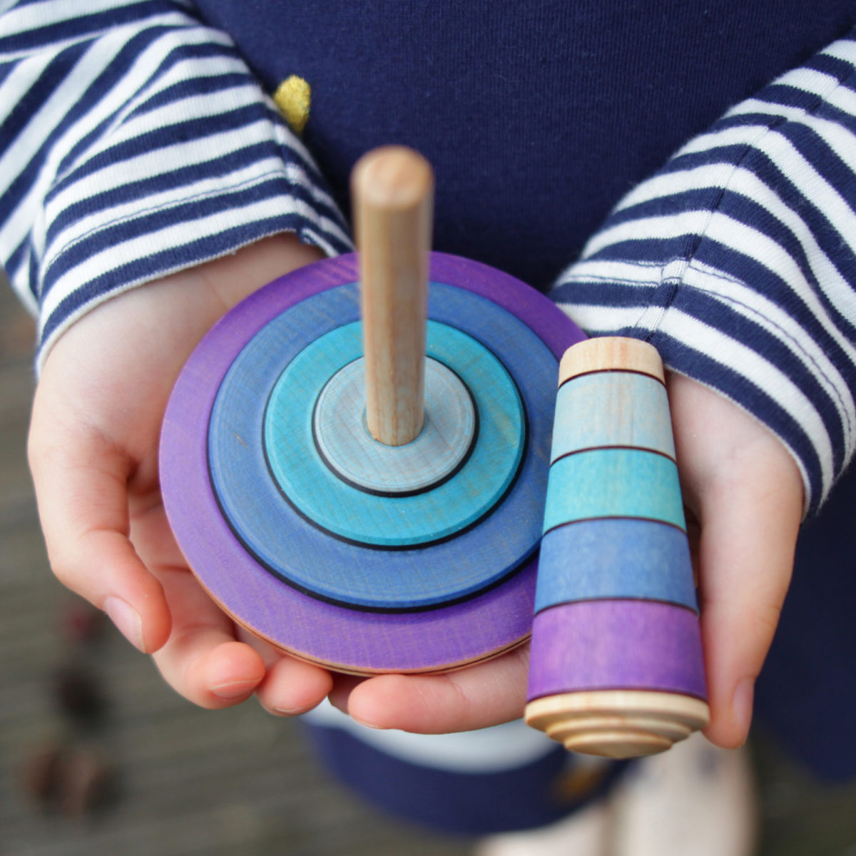 Mader 'My First Spinning Top' with Starter - Violet | Toy | Mader Kreiselmanufaktur | Little Acorn to Mighty Oaks